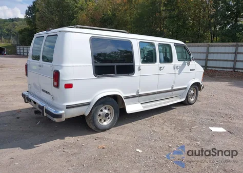 1993 Dodge Ram Van B250 z USA, uszkodzony, nr VIN 2B6HB21Y2PK523255